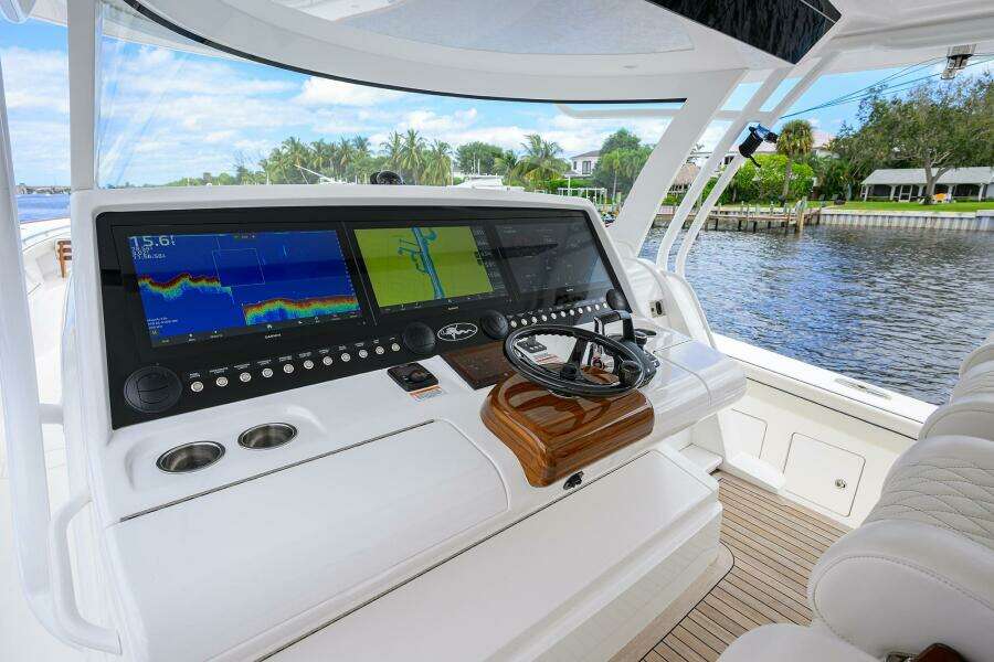 Valhalla 55 - LITTLE KEMOSABE - Helm Station Electronics  