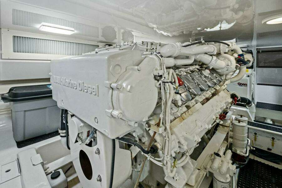 2006 Viking 56 Convertible SUMMER SALT