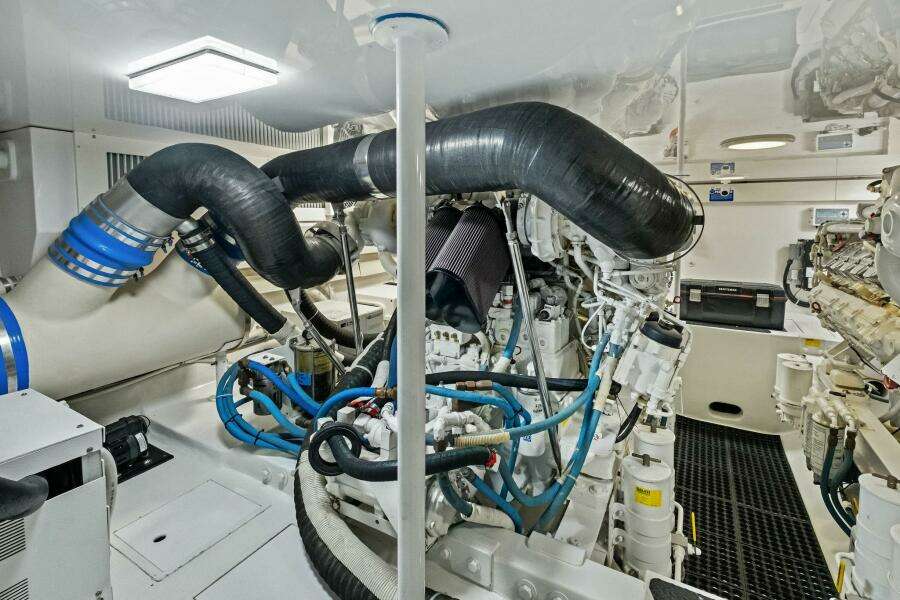 2006 Viking 56 Convertible SUMMER SALT