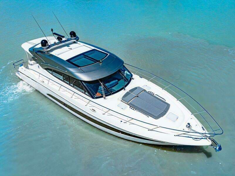 2022 Riviera 5400 Sport Yacht Platinum Edition