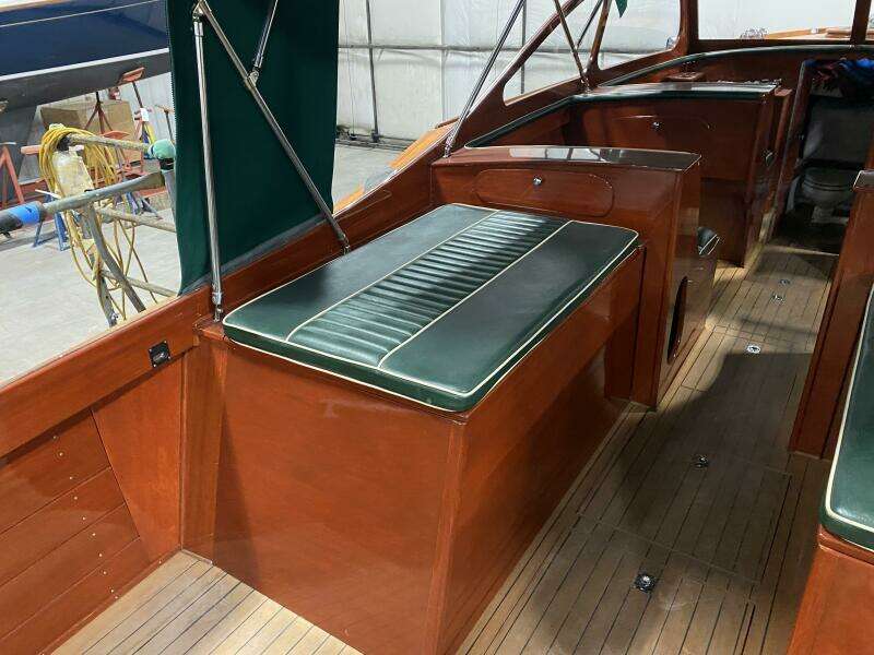 2010 Grand Craft 30 RS Anniversary Edition