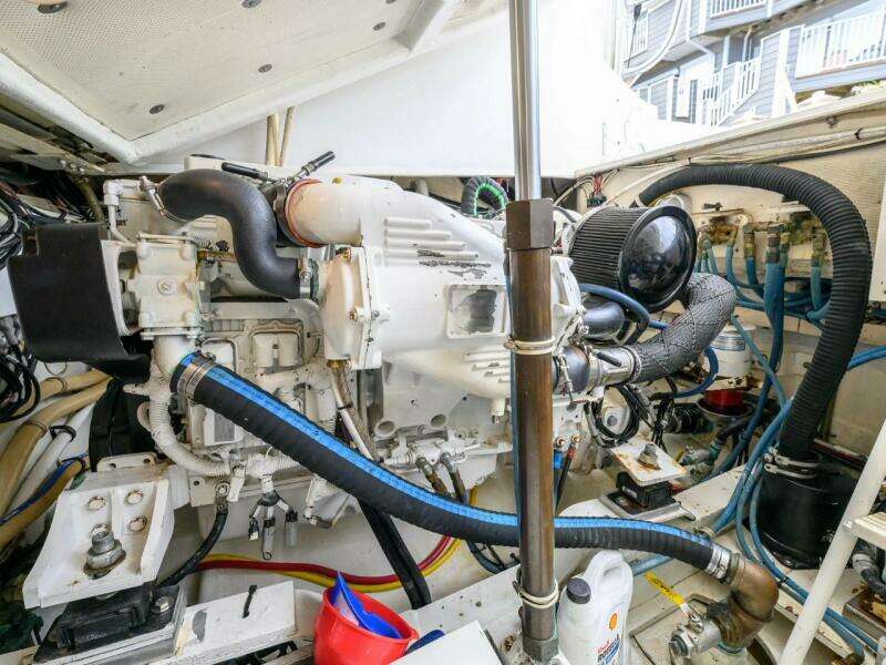 1998 Bertram 36 Moppie