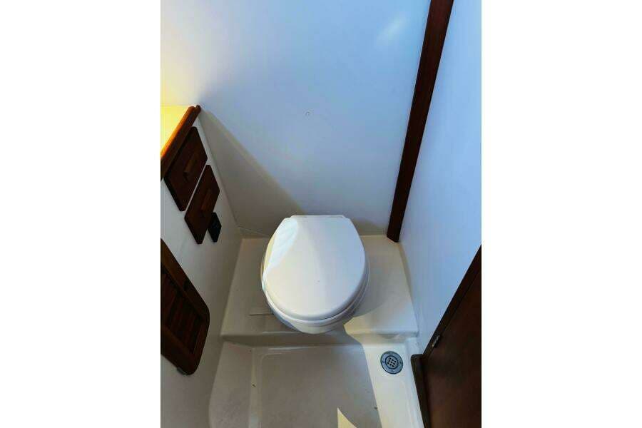 2012 Hinckley Picnic Boat MKIII