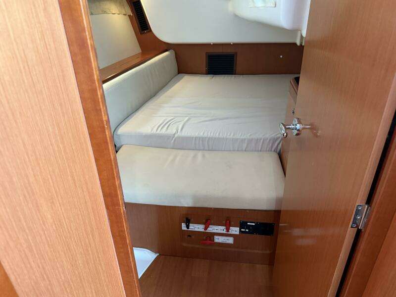2008 Beneteau Oceanis 43