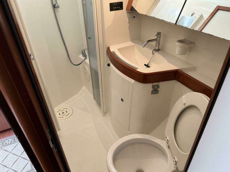 2008 Beneteau Oceanis 43