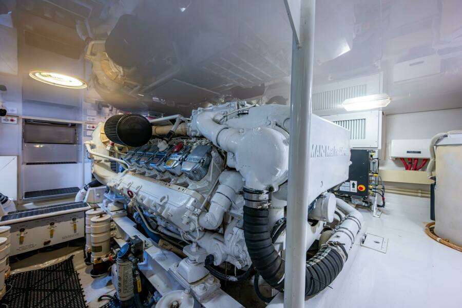 Viking 52 QUALIFIER - Engine Room