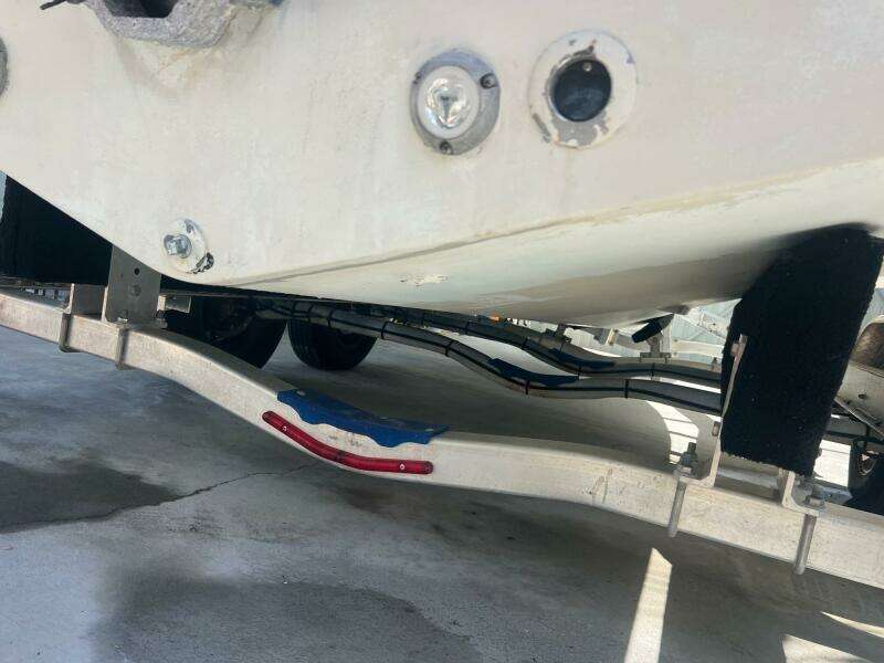 2021 Sportsman 232 Platinum Center Console