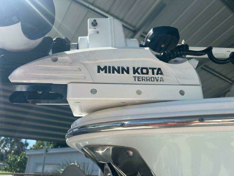 2021 Sportsman 232 Platinum Center Console