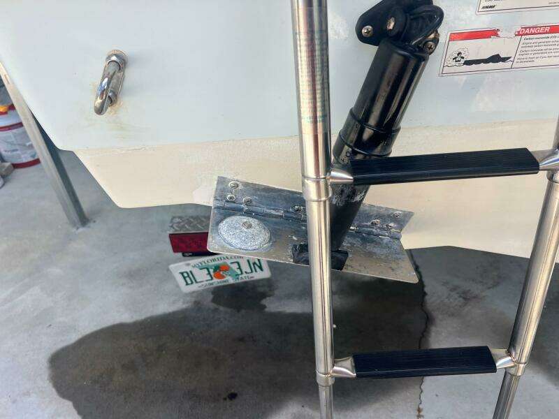 2021 Sportsman 232 Platinum Center Console