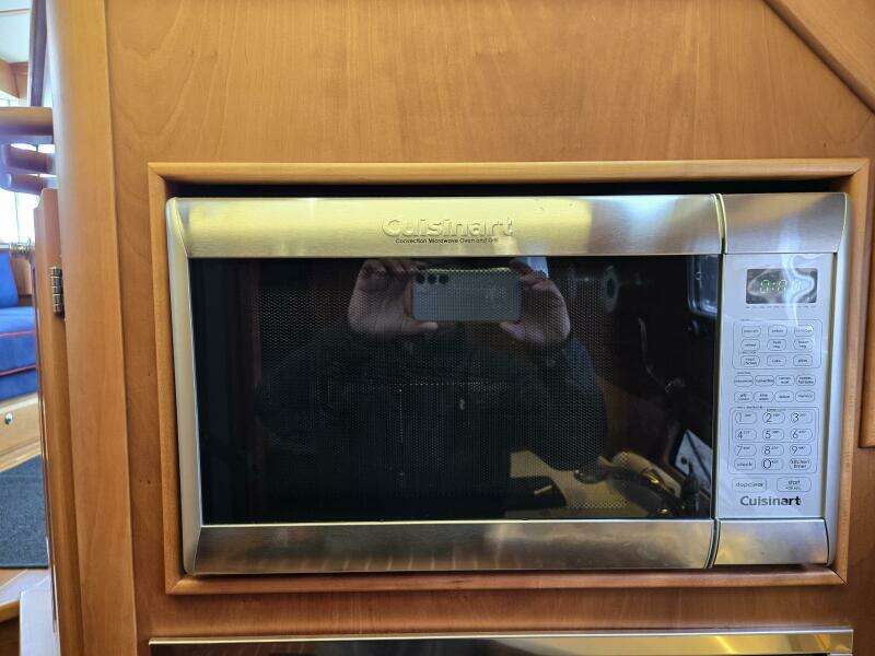 2017 Sabre 48 Flybridge