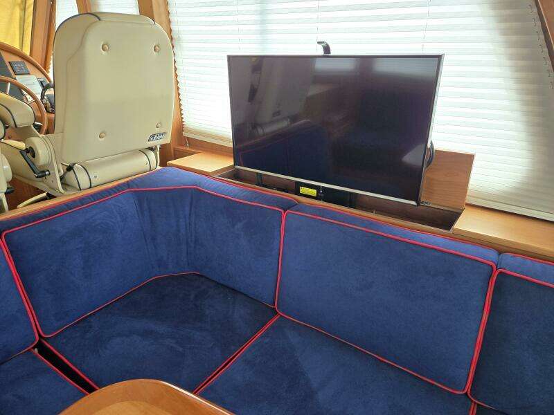 2017 Sabre 48 Flybridge