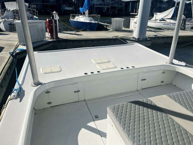 2008 Glenn Young 32 Skiff - Aft Deck