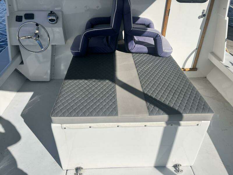 2008 Glenn Young 32 Skiff - Engine Box