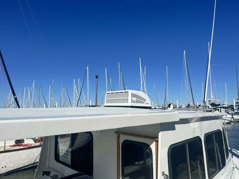 2008 Glenn Young 32 Skiff - Hardtop