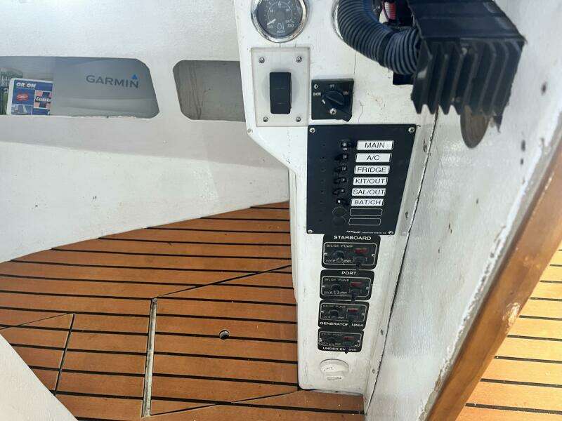 2008 Glenn Young 32 Skiff - Electrical Panel