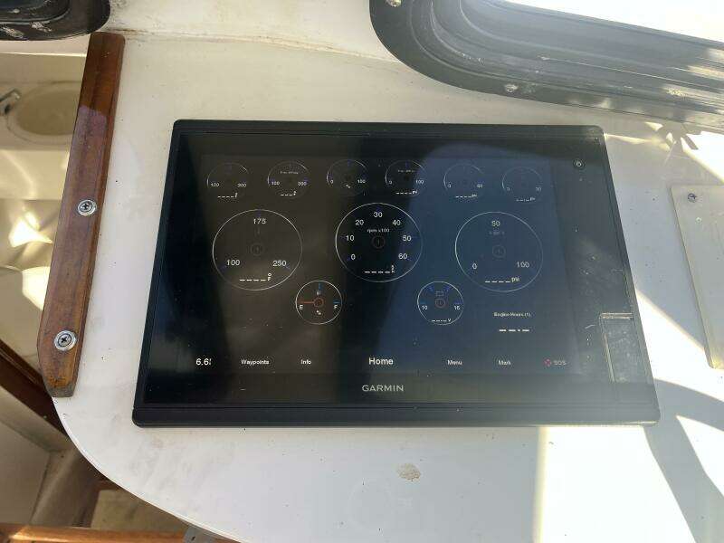 2008 Glenn Young 32 Skiff - Chart Plotter