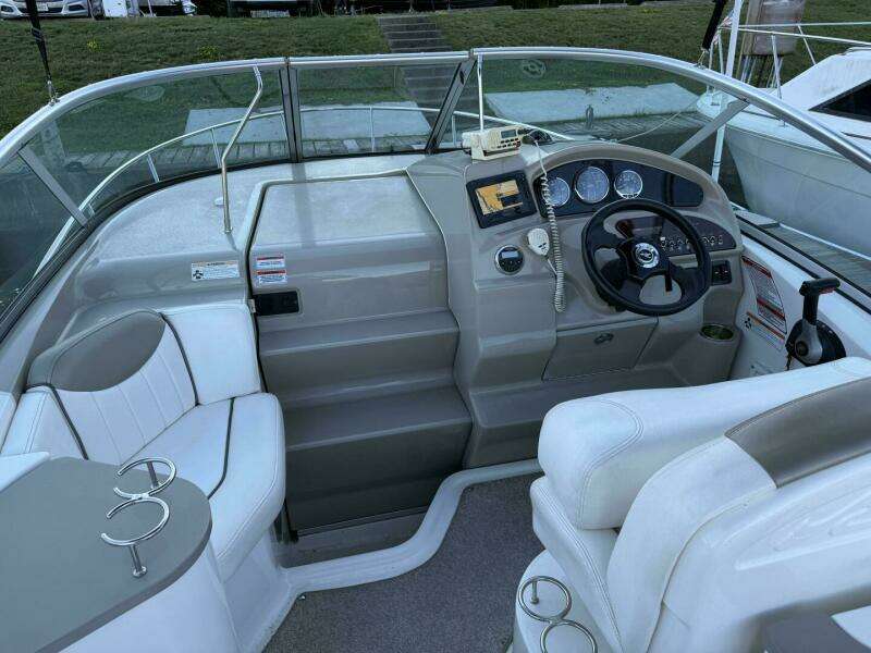 2007 Sea Ray Sundancer 240