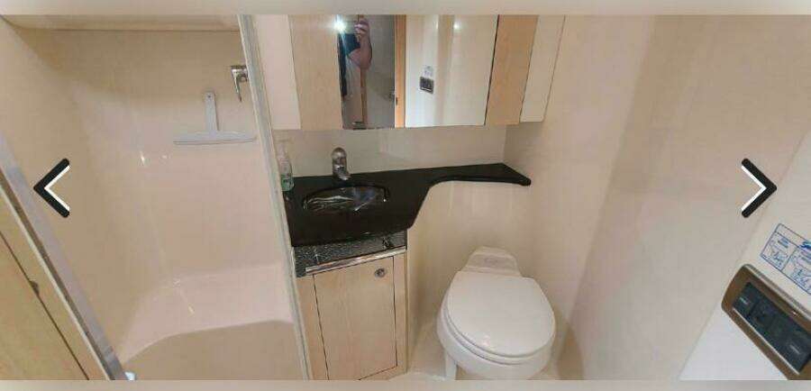 2004 Sea Ray 42 Sedan Bridge