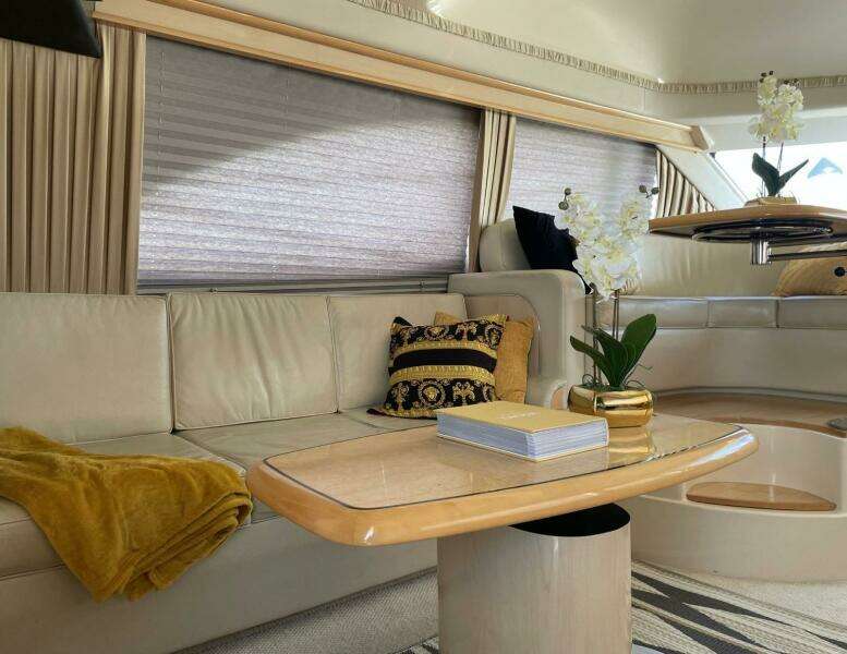 2004 Sea Ray 42 Sedan Bridge