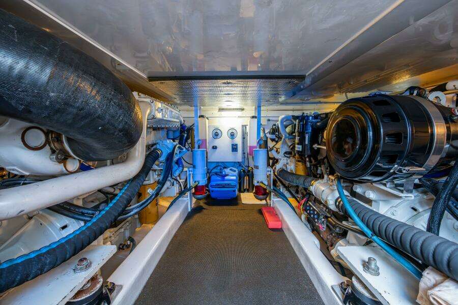 2004 Egg Harbor 43 Sport Fisherman