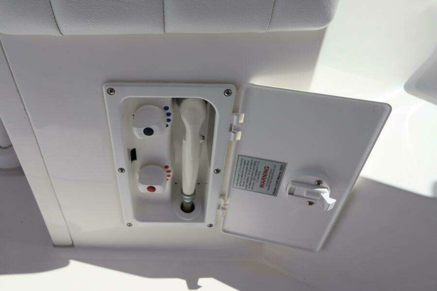 2012 Intrepid 430 Sport Yacht