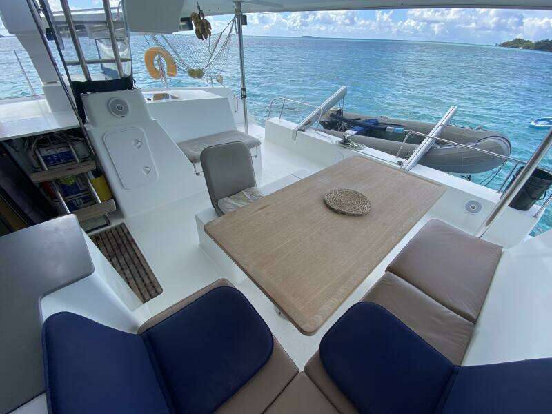 2014 Fountaine Pajot Hélia 44