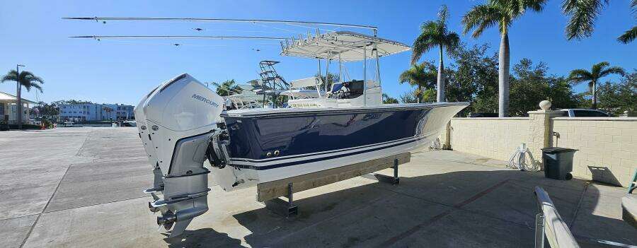 2007 SeaCraft SC32 Master Angler