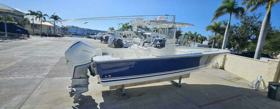 2007 SeaCraft SC32 Master Angler