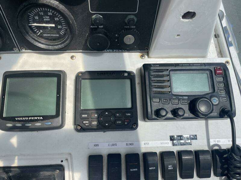 1997 Blackfin Combi 33