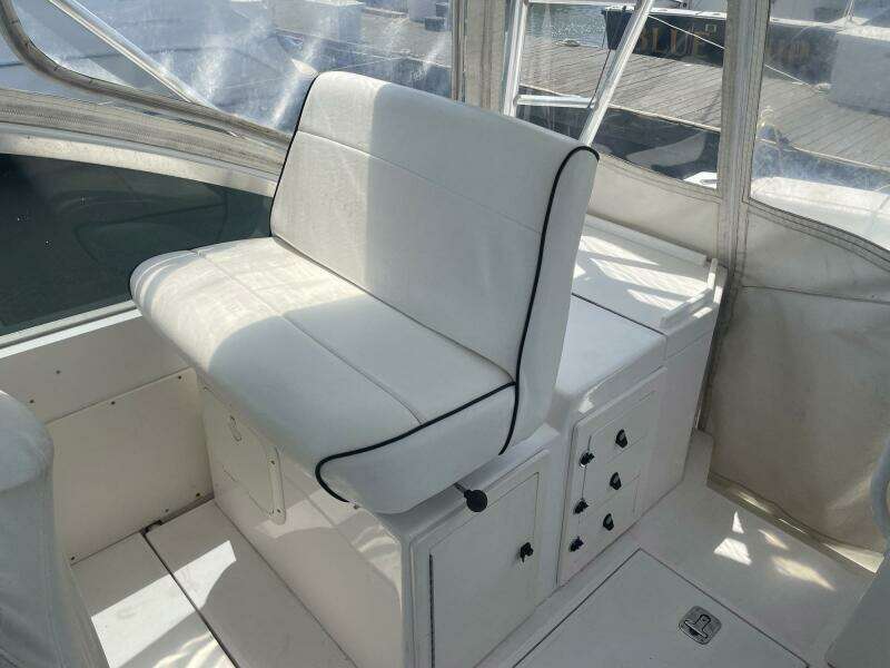 1997 Blackfin Combi 33