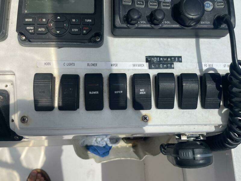 1997 Blackfin Combi 33