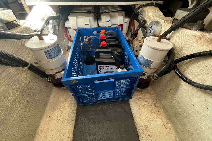 2004 Sabre 42 Hardtop Express