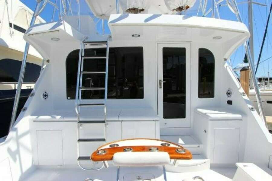 2004 Hatteras 60 Convertible