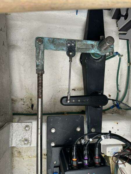 2001 Legacy Yachts Express