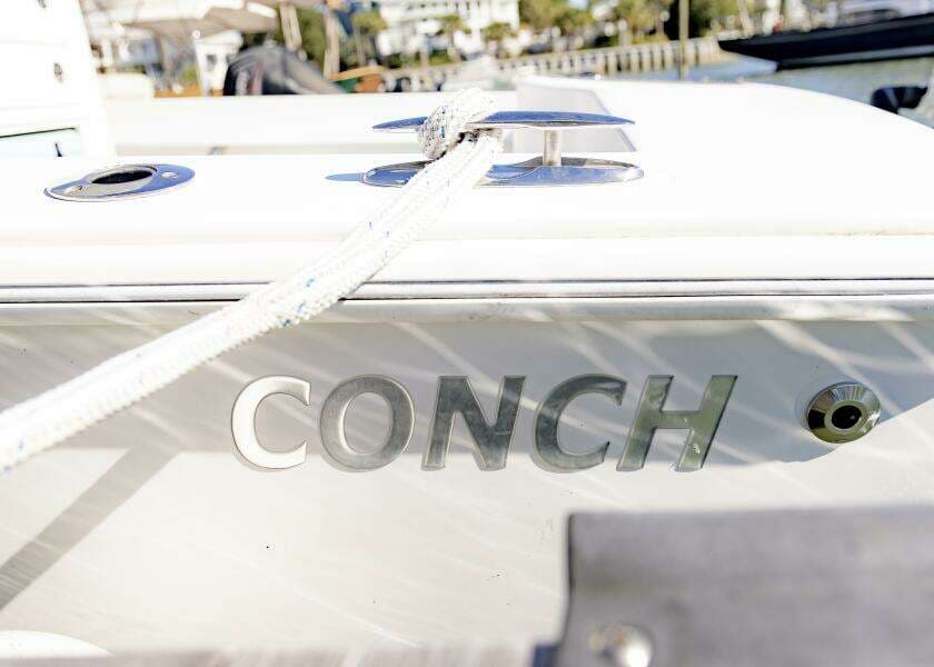 2022 Conch 27CC