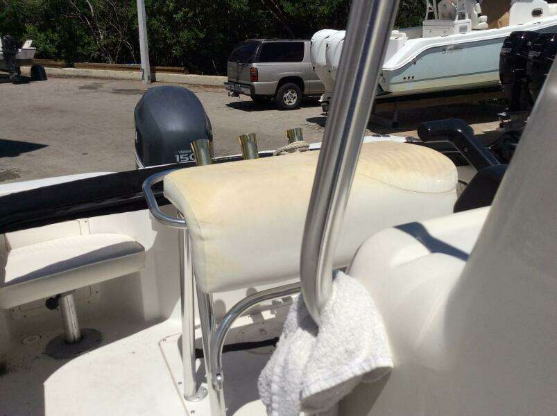 2005 Seaswirl Striper 