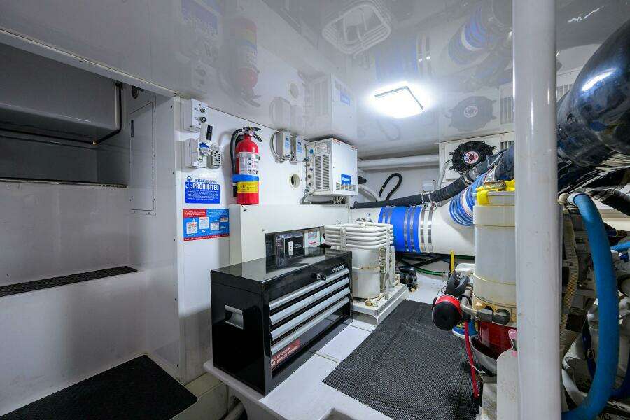 Viking 56 MATTER OF TIME - Engine Room