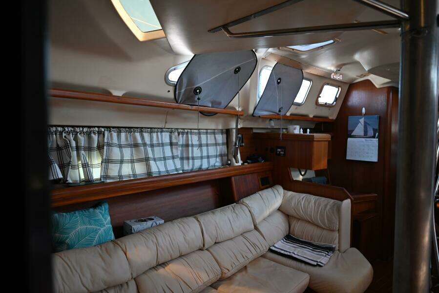 2003 Hunter 456