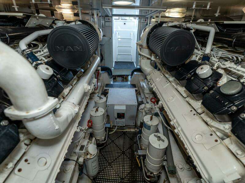 2009 Viking 50 Convertible