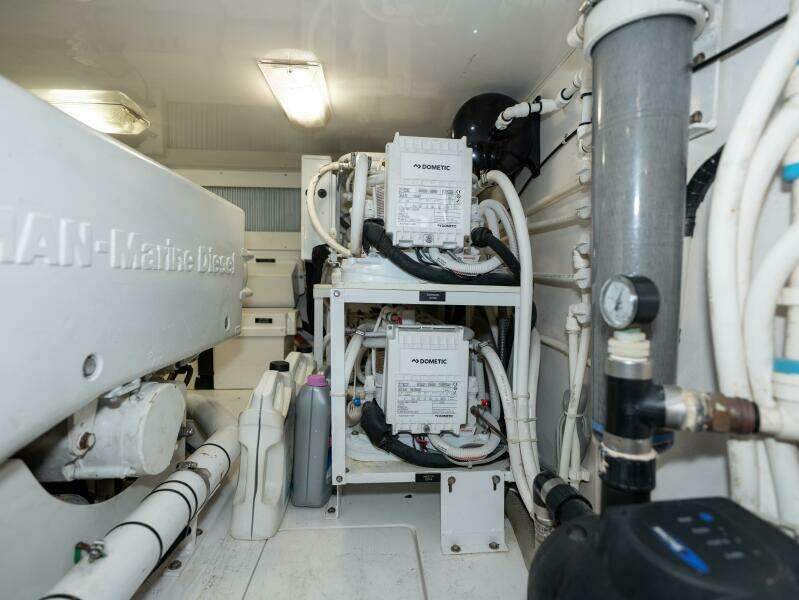 2009 Viking 50 Convertible