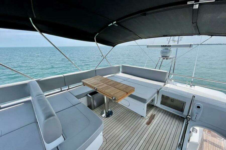 2020 Sunseeker 74 Sport Yacht