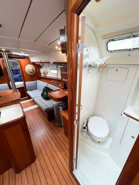 2007 Beneteau 373