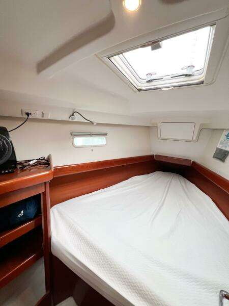 2007 Beneteau 373