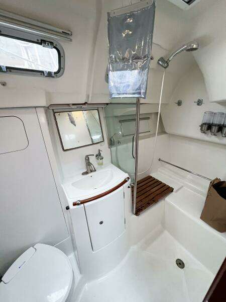 2007 Beneteau 373