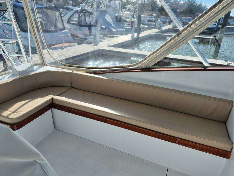 2005 Custom Carolina 40 DeSanti