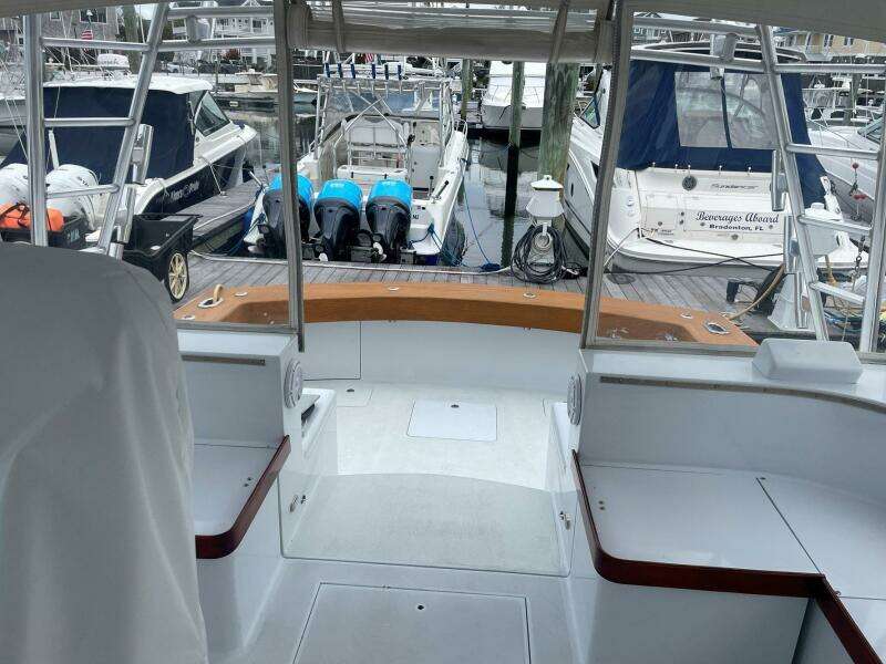 2005 Custom Carolina 40 DeSanti