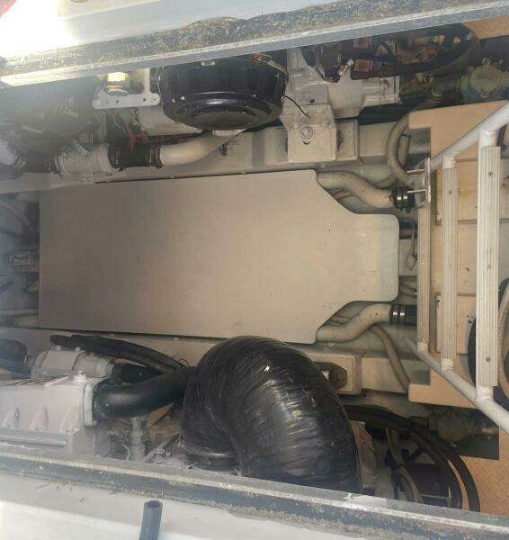 2005 Custom Carolina 40 DeSanti