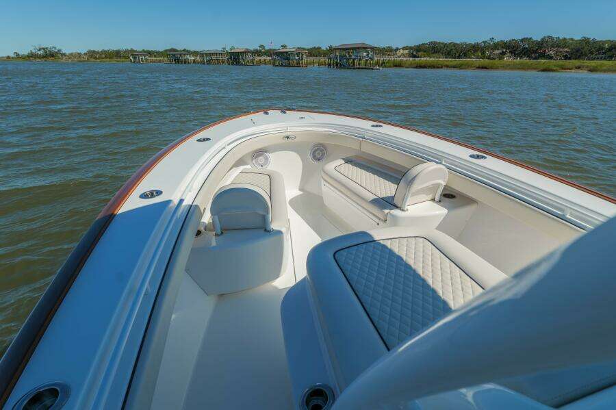 Valhalla 33 - Sea Dawg - Port Bow with Bow Seating