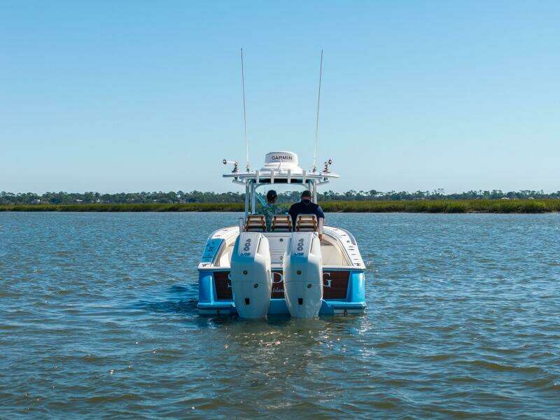 Valhalla 33 - Sea Dawg - Aft Profile