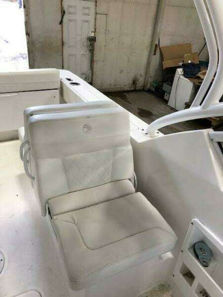 2018 Edgewater 248CX Crossover